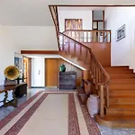 Tudor - Beautiful Large Amidst Lush Nature! Ghevio