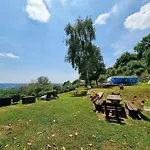 ヴィラ Tudor - Beautiful Large Amidst Lush Nature!