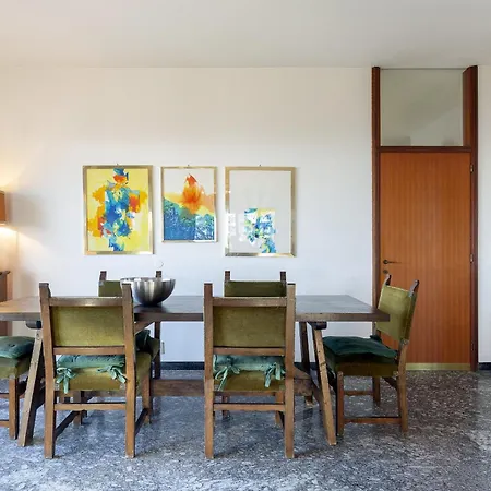 Villa Tudor - Beautiful Large Amidst Lush Nature!