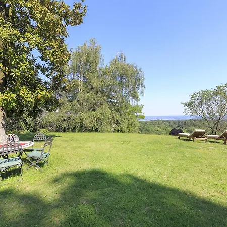וילה Tudor - Beautiful Large Amidst Lush Nature! *