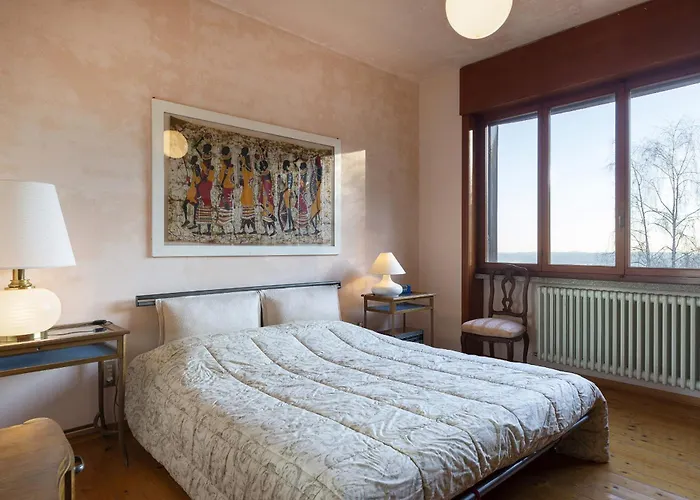 빌라 Tudor - Beautiful Large Amidst Lush Nature! *