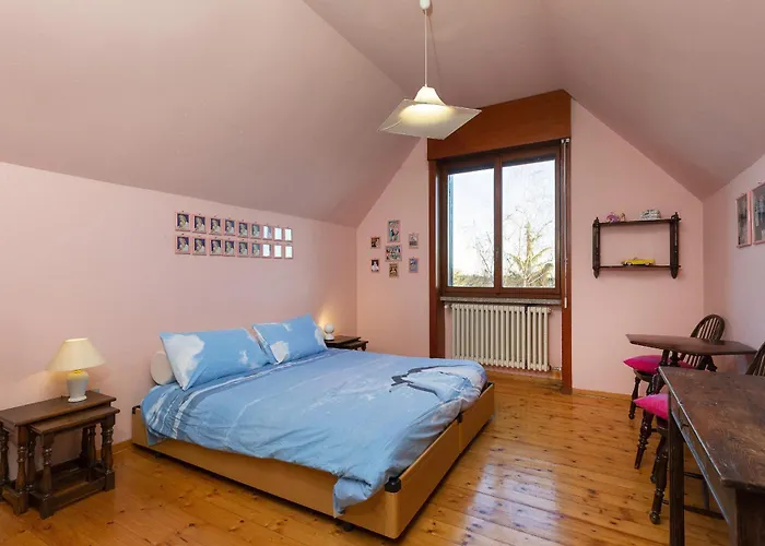 Villa Tudor - Beautiful Large Amidst Lush Nature! Ghevio