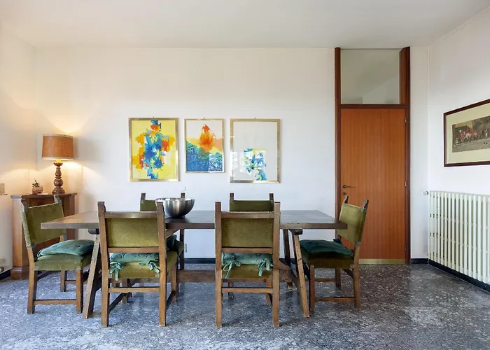 빌라 Tudor - Beautiful Large Amidst Lush Nature!